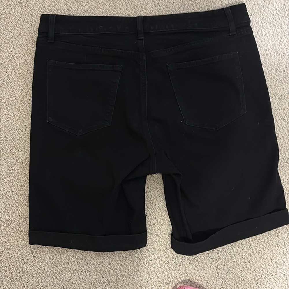 Talbots denim Bermuda’s - Picture 4 of 5
